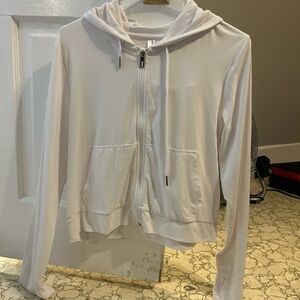 Kyodan Women's Light Gray Zip-Up Hoodie